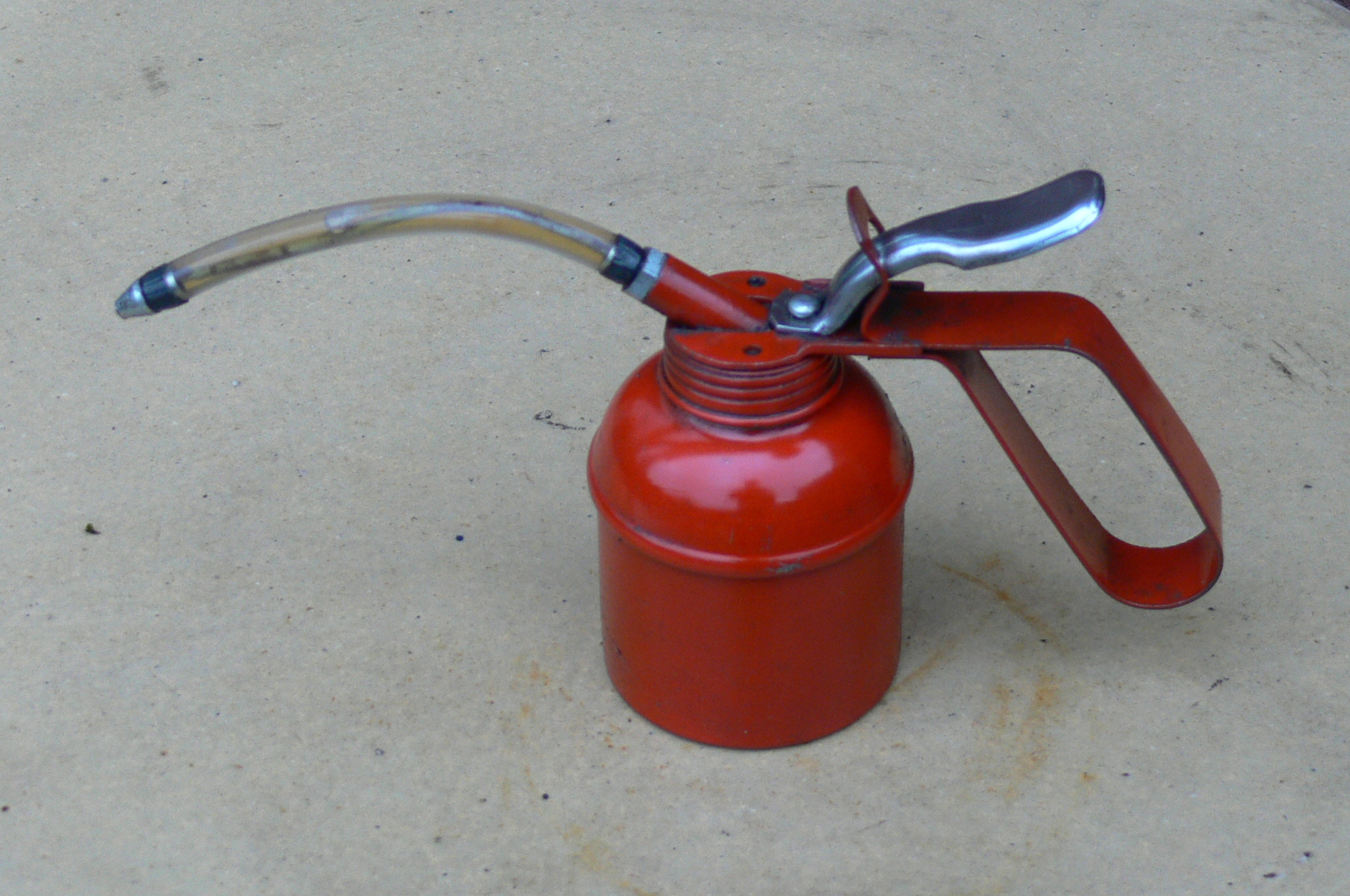 oil can
